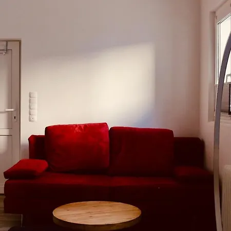 Modern Backyard Apartment, Re Center Apartamento Niederdorla