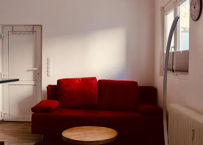 Modern Backyard Apartment, Re Center Διαμέρισμα Niederdorla